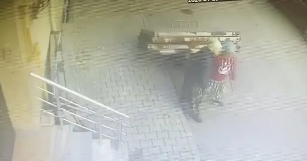 Önlem amaçlı indirilen güneş panelleri çalındı. Bina 75 bin TL zararda | NTV Haber