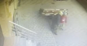 Önlem amaçlı indirilen güneş panelleri çalındı. Bina 75 bin TL zararda | NTV Haber