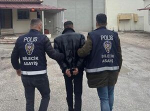 Bilecik’te yaşlı çifti 500 bin lira dolandırdığı iddia edilen zanlı tutuklandı