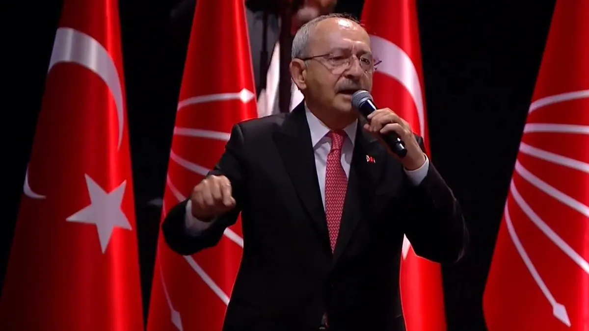 Son dakika | Kemal Kılıçdaroğlu’ndan Özgür Özel cephesine gönderme: CHP kurultaylarında para olmaz pul olmaz
